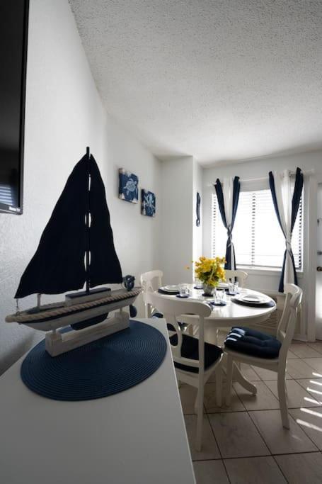 Royal Retreat-Amazing View-King Bed-1 Bedroom-Full Kitchen-Free Parking-Self Check-In Myrtle Beach Exteriér fotografie